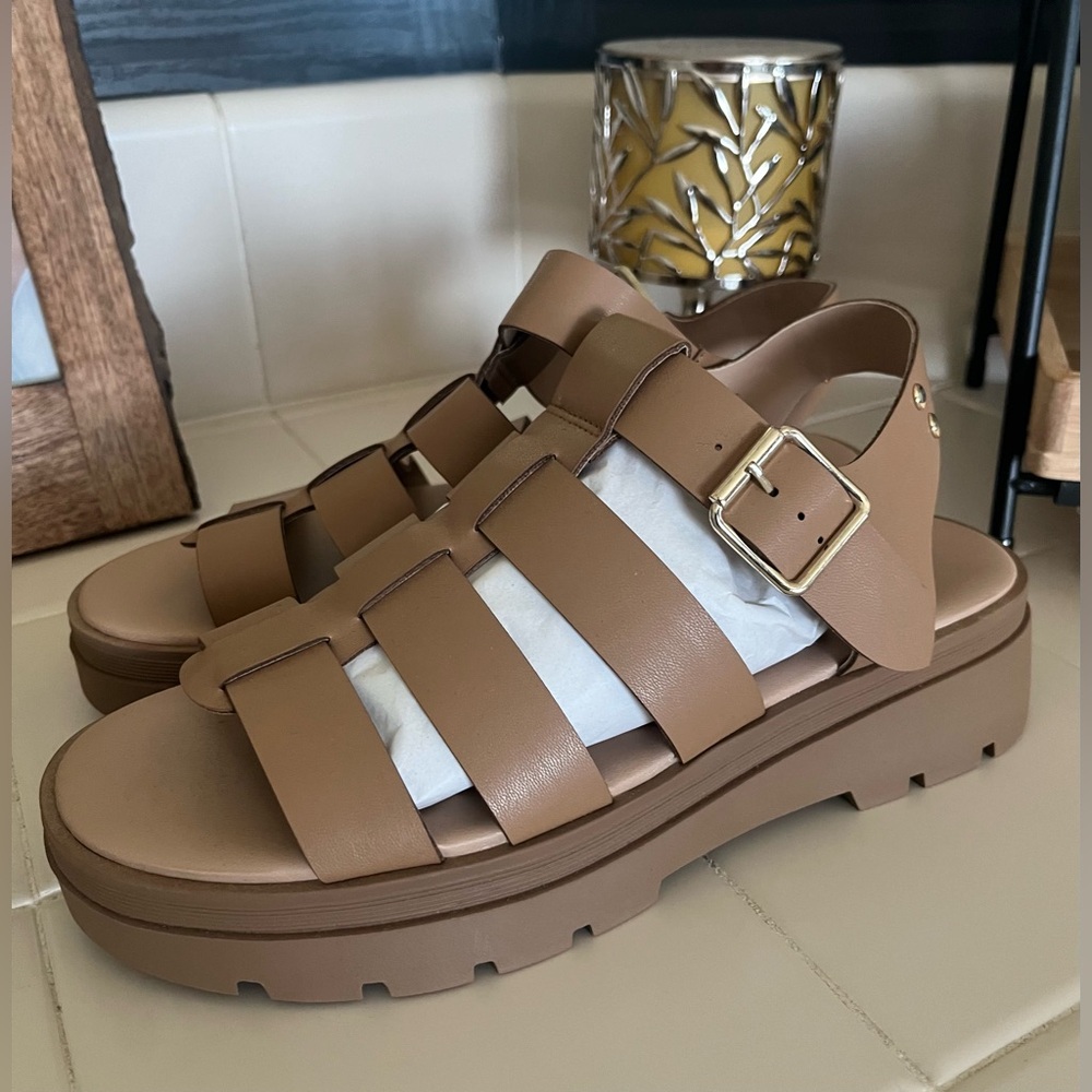 Women’s sun and stone Sandals w